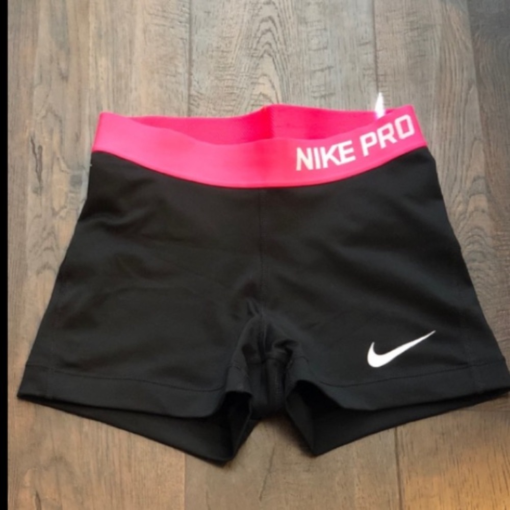 NIKE PRO Spandex Shorts